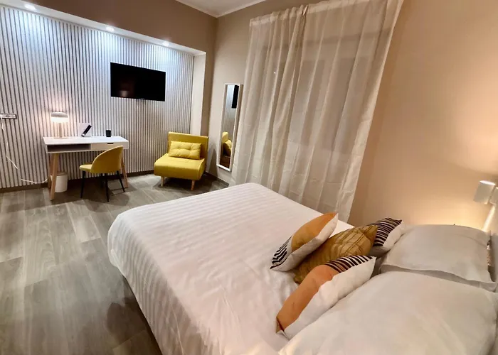 Smarthotel Garampi בית הארחה 4*